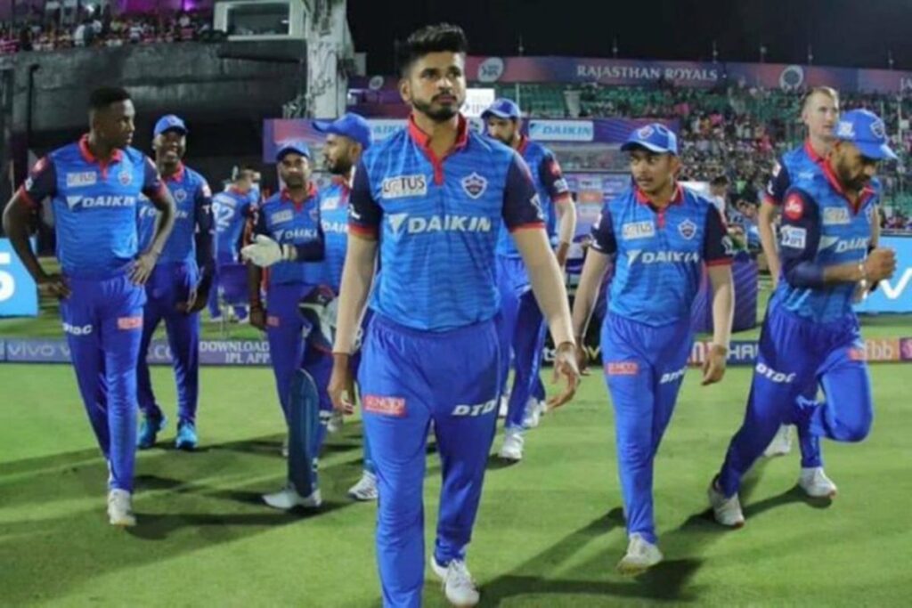 भारतीय क्रिकेट टीम की जर्सी में Shreyas Iyer की प्रोफाइल फोटो